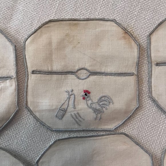 Vintage 1950's Rooster Linen Stemware Coaster Slippers (Set of 12) - Picture 4 of 7